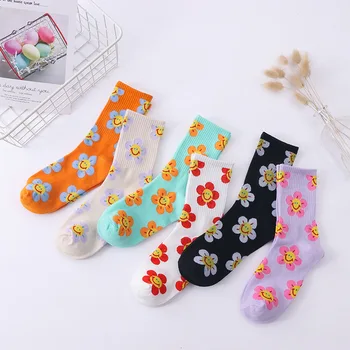 1 пара чулок средней длины, женские носки, весна-осень, хлопковые дышащие повседневные носки в Корейском стиле с мультяшным цветком, приятный подарок