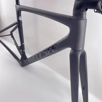 Высококачественная легчайшая карбоновая рама дорожного велосипеда с резьбой BB для установки как на Di2, так и на карбоновые рамы дорожных велосипедов механической группы