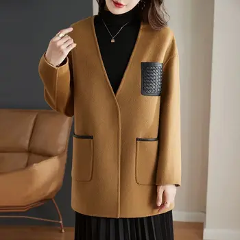 Куртка Женская 2023 Осенне-Зимняя Модная Корейская версия, Тонкое и Универсальное Темпераментное Шерстяное пальто С V-образным вырезом, Сращенное Для женщин